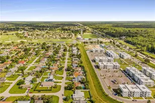 3142 41st St SW, Naples, FL 34116 - Photo 23