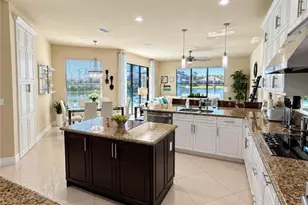 13833 Callisto Ave, Naples, FL 34109 - Photo 9