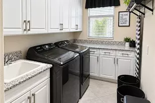 13833 Callisto Ave, Naples, FL 34109 - Photo 45