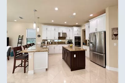 13833 Callisto Ave, Naples, FL 34109 - Photo 7