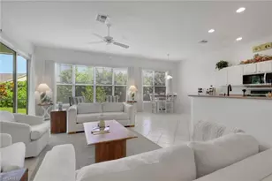 1224 Chelmsford Ct, Naples, FL 34104 - Photo 9