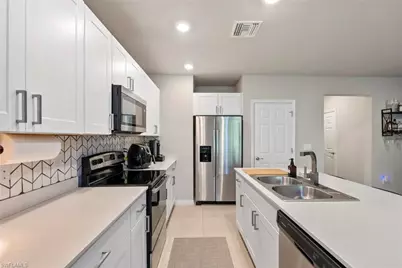 15527 Wildflower Cir, Naples, FL 34119 - Photo 11