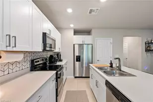 15527 Wildflower Cir, Naples, FL 34119 - Photo 11