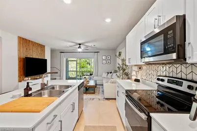 15527 Wildflower Cir, Naples, FL 34119 - Photo 9