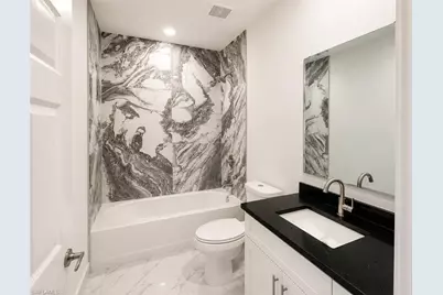 1107 NW 9th Ave, Cape Coral, FL 33993 - Photo 17