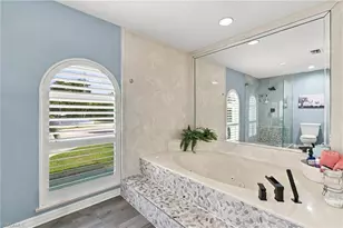 260 20th Ave NE, Naples, FL 34120 - Photo 23