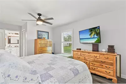 260 20th Ave NE, Naples, FL 34120 - Photo 37