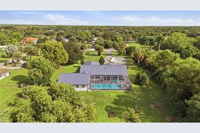 260 20th Ave NE, Naples, FL 34120 - Photo 47