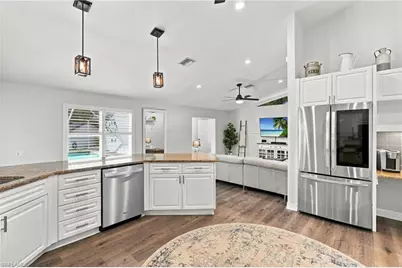 260 20th Ave NE, Naples, FL 34120 - Photo 11