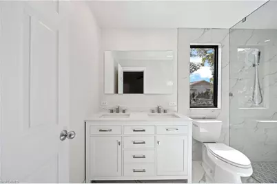 4656 Capri Dr, Naples, FL 34103 - Photo 11