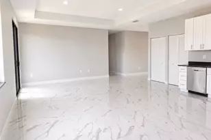 1610 NE 34th St, Cape Coral, FL 33909 - Photo 5