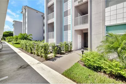 16615 Lake Circle Dr #427, Fort Myers, FL 33908 - Photo 13