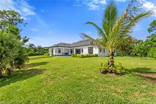 6590 Trail Blvd, Naples, FL 34108 - Photo 29