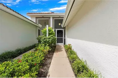 8033 San Vista Cir #12R, Naples, FL 34109 - Photo 3