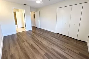8275 Ibis Club Dr, Naples, FL 34104 - Photo 3
