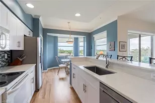 7515 Stoneybrook Dr, Naples, FL 34112 - Photo 3
