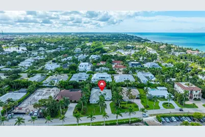 250 S Golf Dr, Naples, FL 34102 - Photo 9