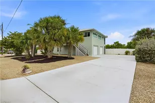 48 Fairview Blvd, Fort Myers Beach, FL 33931 - Photo 49