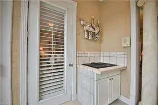 837 Sailaway Ln, Naples, FL 34108 - Photo 7