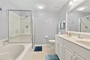 325 Dover Pl, Naples, FL 34104 - Photo 9