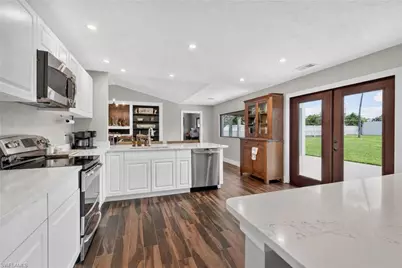620 Hickory Rd, Naples, FL 34108 - Photo 15