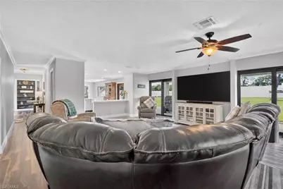 620 Hickory Rd, Naples, FL 34108 - Photo 3