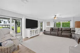 620 Hickory Rd, Naples, FL 34108 - Photo 7