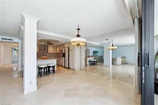 2310 Gulf Shore Blvd N, Naples, FL 34103 - Photo 9