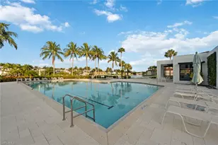 2310 Gulf Shore Blvd N, Naples, FL 34103 - Photo 25