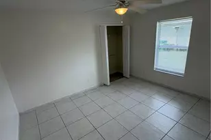 3627 SE 9th Pl, Cape Coral, FL 33904 - Photo 7
