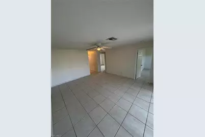 3629 SE 9th Pl, Cape Coral, FL 33904 - Photo 5
