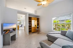 5892 3 Iron Dr, Naples, FL 34110 - Photo 7