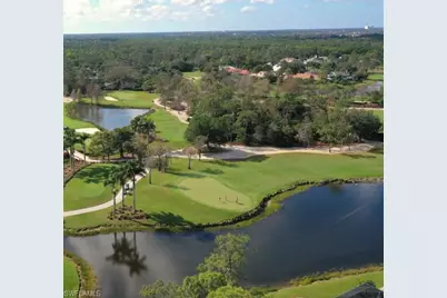 24 Golf Cottage Dr, Naples, FL 34105 - Photo 3