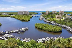430 Cove Tower Dr, Naples, FL 34110 - Photo 37