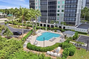 430 Cove Tower Dr, Naples, FL 34110 - Photo 31