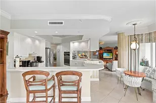 1060 Borghese Ln, Naples, FL 34114 - Photo 9