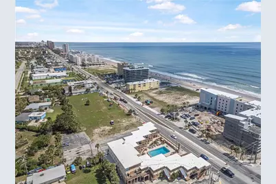 1012 Atlantic Ave N, Daytona Beach, FL 32118 - Photo 17