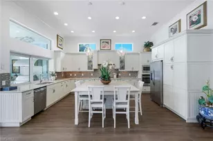 6460 Pembroke Wy, Naples, FL 34113 - Photo 11