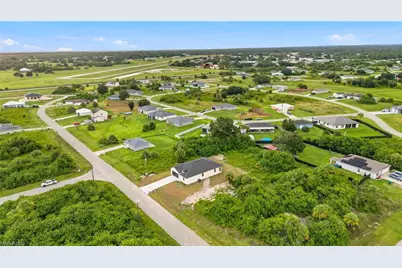 3065 Adcock Dr, Labelle, FL 33935 - Photo 23