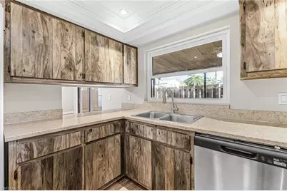 703 SE 12th Ave #69, Cape Coral, FL 33990 - Photo 11
