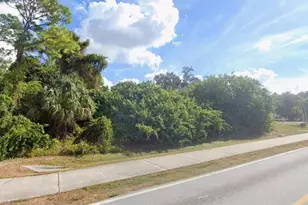 1282 Harbor Blvd, Port Charlotte, FL 33952 - Photo 1