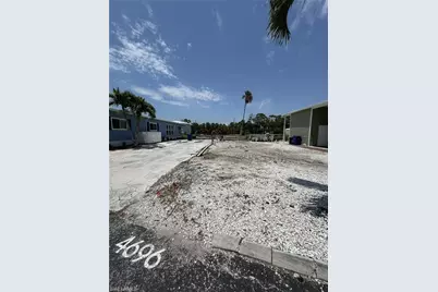 4696 Leilani Ln, Bonita Springs, FL 34134 - Photo 5