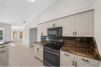 25161 Harborside Blvd, Punta Gorda, FL 33955 - Photo 19