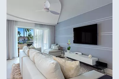 3410 Gulf Shore Blvd N #202, Naples, FL 34103 - Photo 3