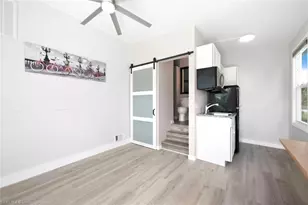 50 Lemans Dr, Naples, FL 34112 - Photo 23