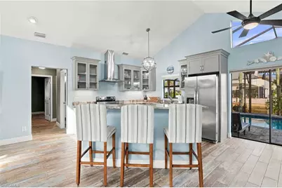 323 Washington Ct, Fort Myers Beach, FL 33931 - Photo 9