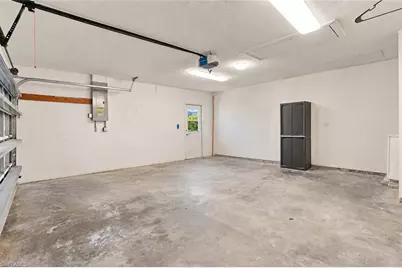323 Washington Ct, Fort Myers Beach, FL 33931 - Photo 23