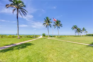 10701 Gulf Shore Dr, Naples, FL 34108 - Photo 27
