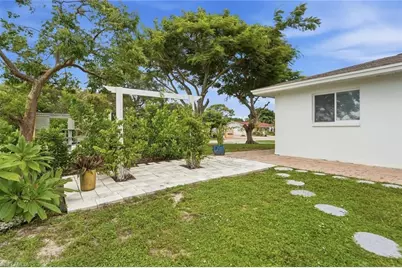 3511 Caloosa St, Naples, FL 34112 - Photo 39