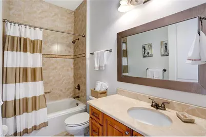 1016 7th St S, Naples, FL 34102 - Photo 9